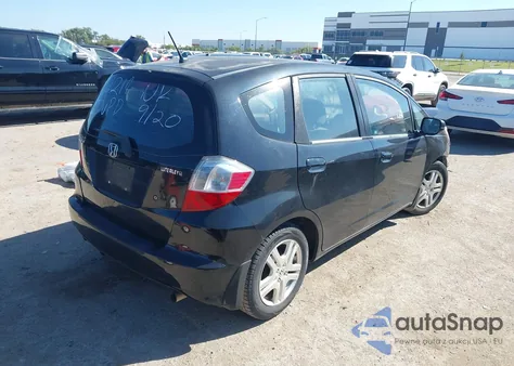 2010 Honda Fit z USA, uszkodzony, nr VIN JHMGE8H22AS010764